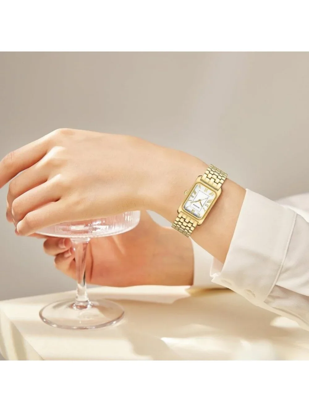 Vintage Roman Dial Women's Watch | Stainless Steel Bracelet, Water Resistant